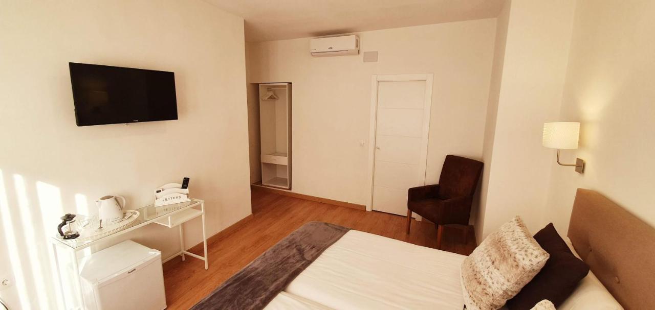 Fan Rooms Galvez Málaga Exterior foto